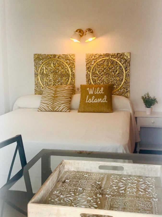 Apartamentos Ulia Бенидорм Екстериор снимка