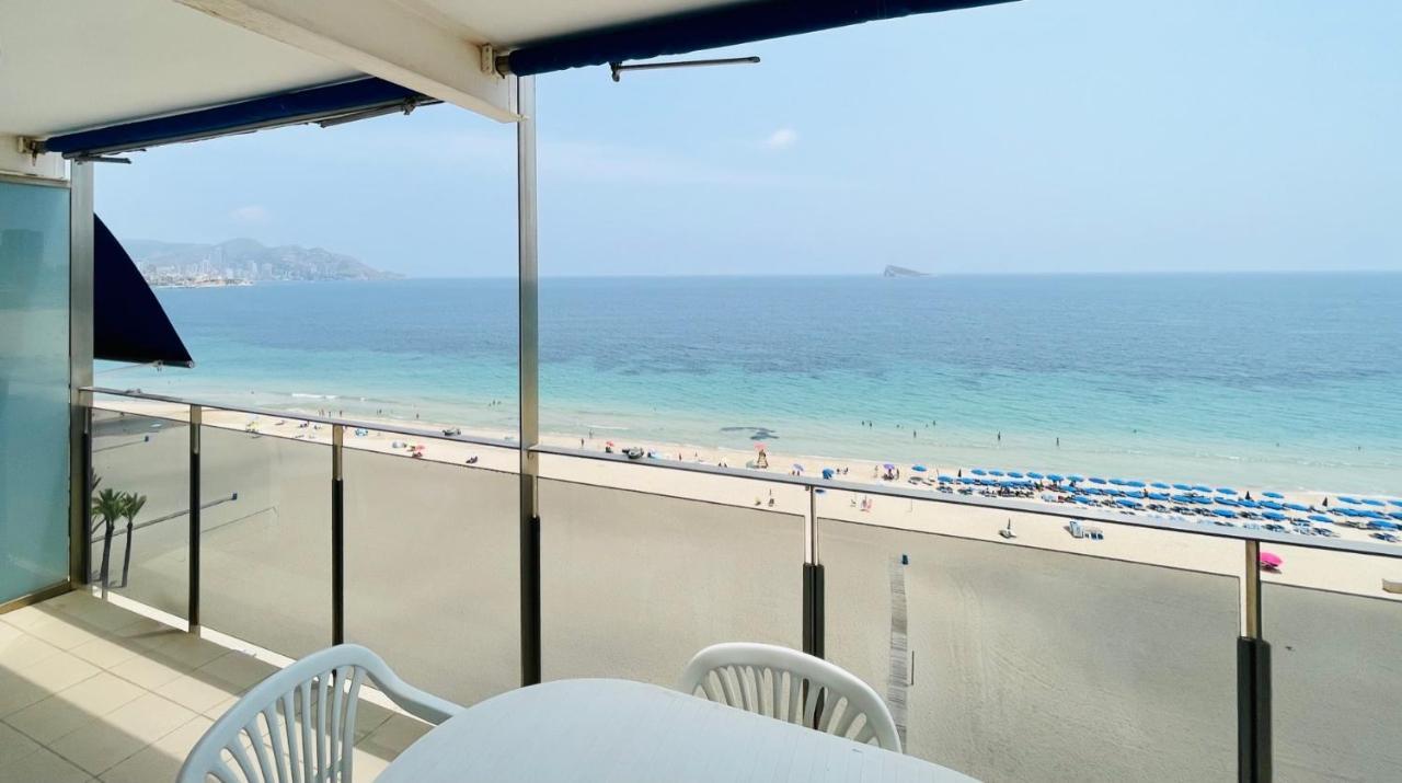 Apartamentos Ulia Бенидорм Екстериор снимка